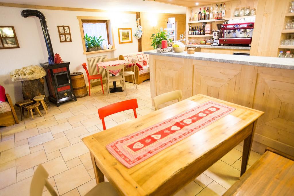 Hotel Restaurant La Barme Cogne Kültér fotó