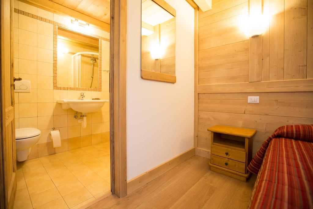 Hotel Restaurant La Barme Cogne Kültér fotó