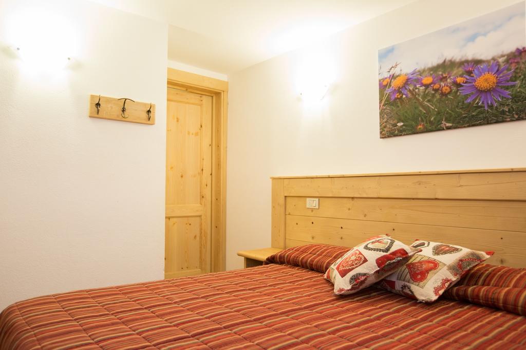 Hotel Restaurant La Barme Cogne Kültér fotó