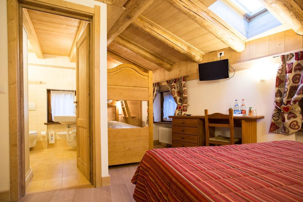 Hotel Restaurant La Barme Cogne Kültér fotó