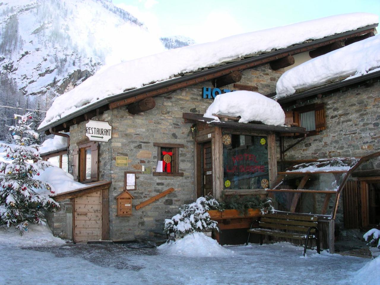 Hotel Restaurant La Barme Cogne Kültér fotó